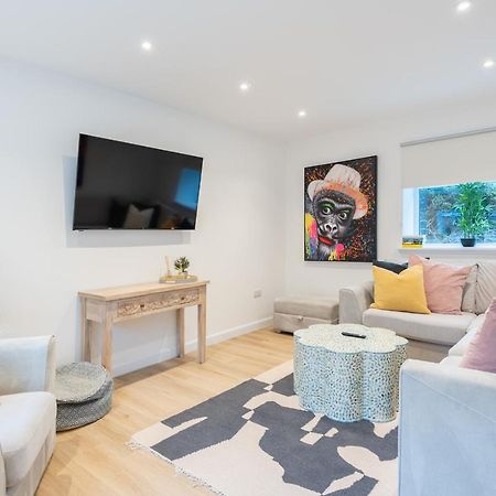 The Pinkish House - 4 Bed Home In The Town Centre Blairgowrie and Rattray Exteriör bild