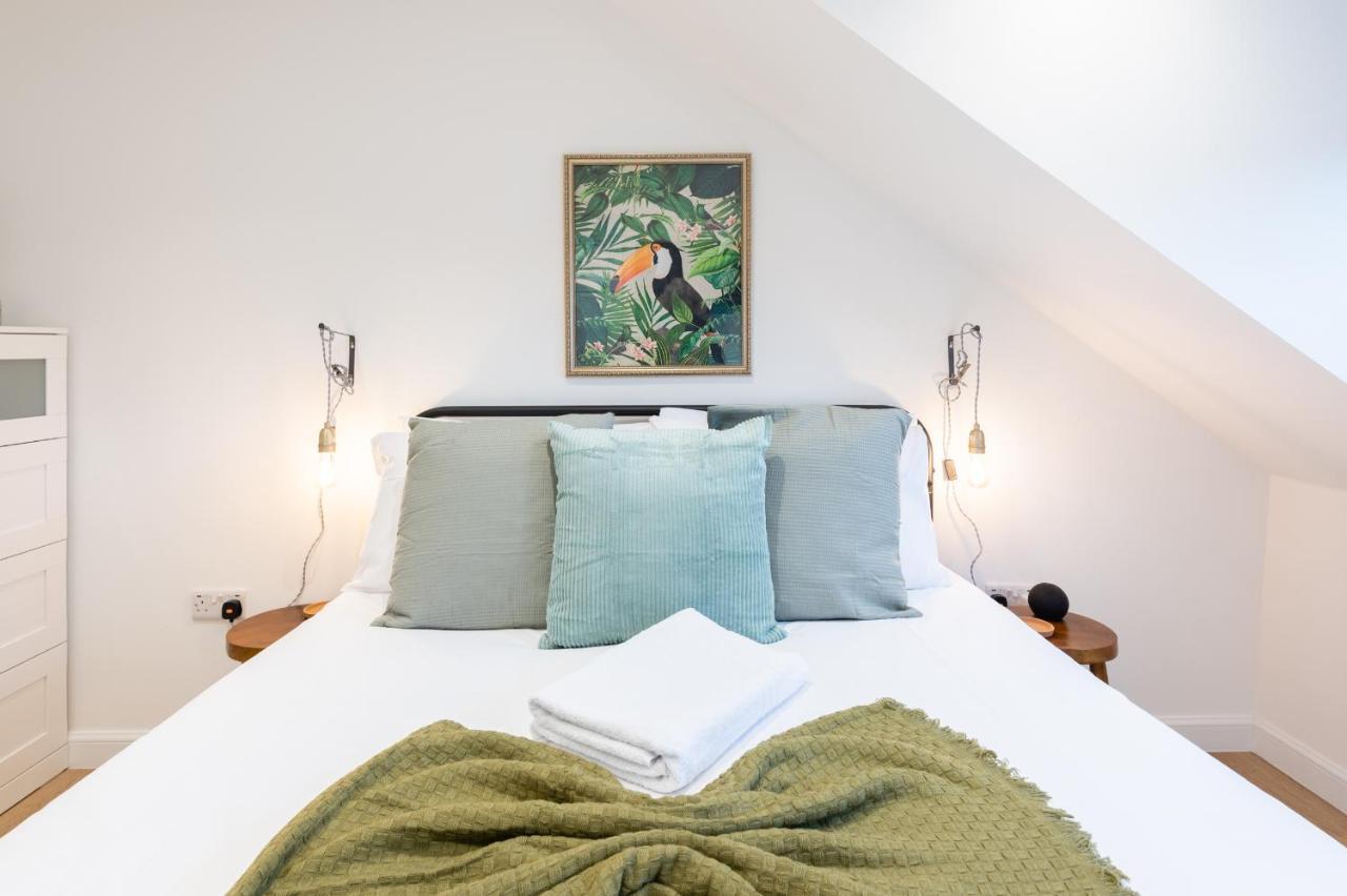 The Pinkish House - 4 Bed Home In The Town Centre Blairgowrie and Rattray Exteriör bild
