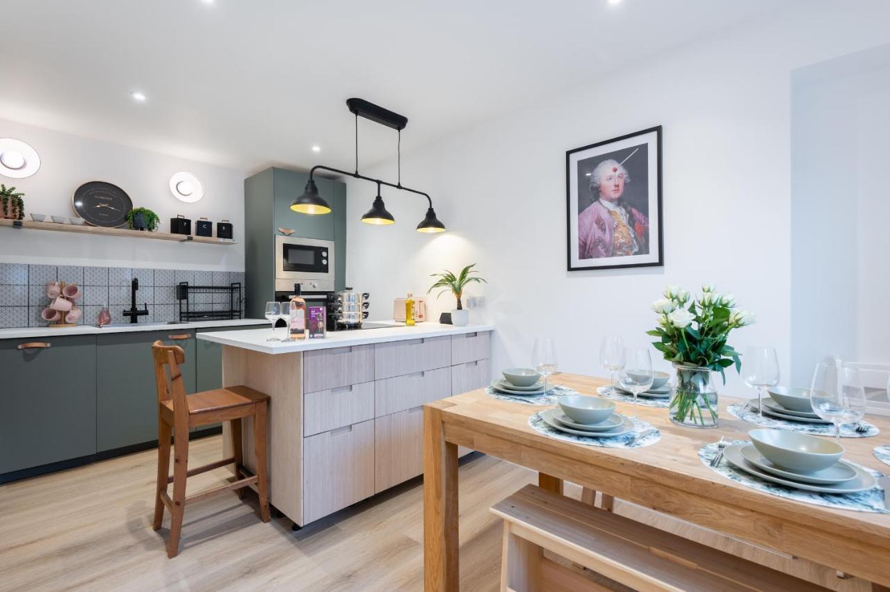 The Pinkish House - 4 Bed Home In The Town Centre Blairgowrie and Rattray Exteriör bild