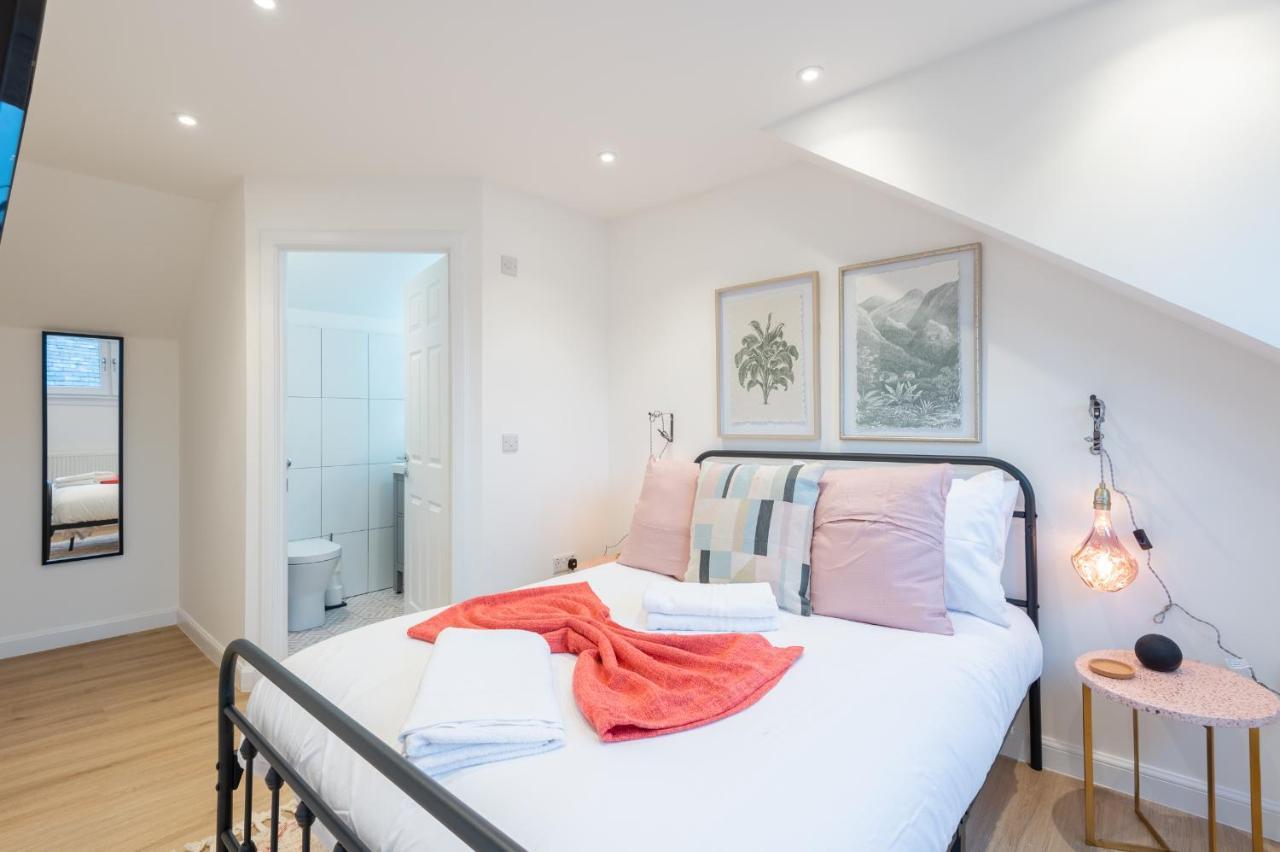 The Pinkish House - 4 Bed Home In The Town Centre Blairgowrie and Rattray Exteriör bild